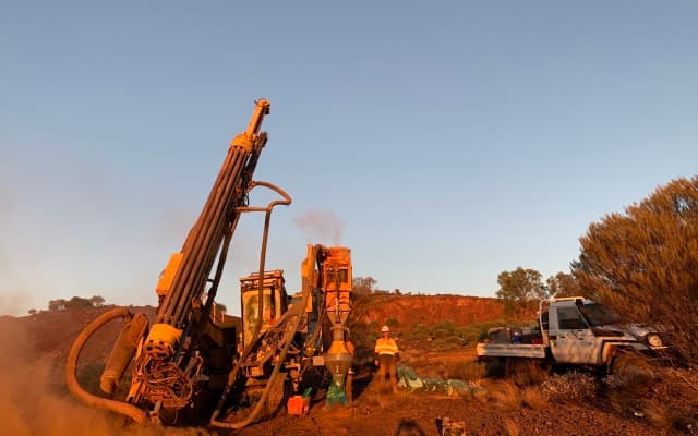 Bryah Resources and OM Holdings begin drilling at Horseshoe South manganese mine