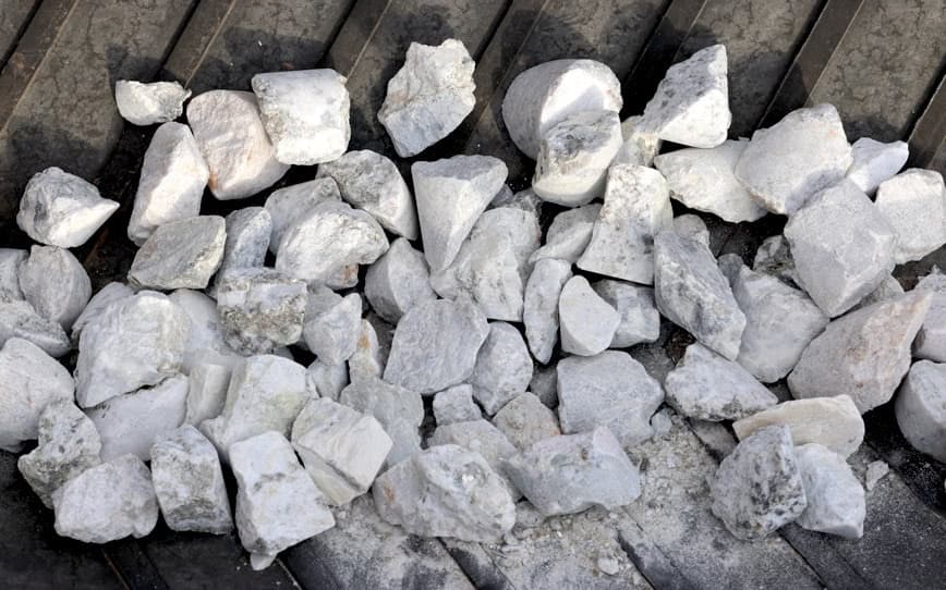 Lithium Universe pursues long-term spodumene deals to supply Bécancour lithium refinery