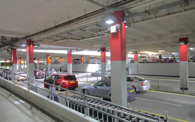 Smart Parking signs five-year deal with London’s Gatwick Airport