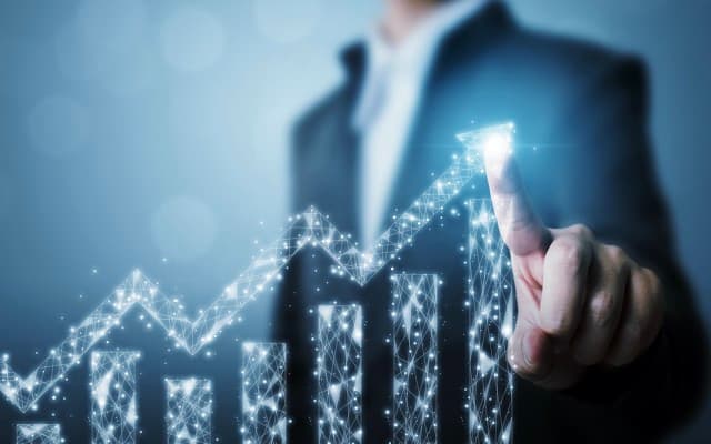 Spectur closes the financial year with strong revenue and performance metrics