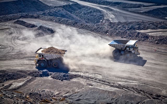 Stanmore buys Mitsui’s stake in QLD coal venture, IDP Education appoints new CEO and Santos purchases pipeline route